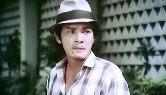 Bộ phim “Săn bắt cướp” và những tiết lộ thú vị - 2
Diễn viên Thương Tín trong vai tướng cướp Bạch Hải Đường. Ảnh: TL
