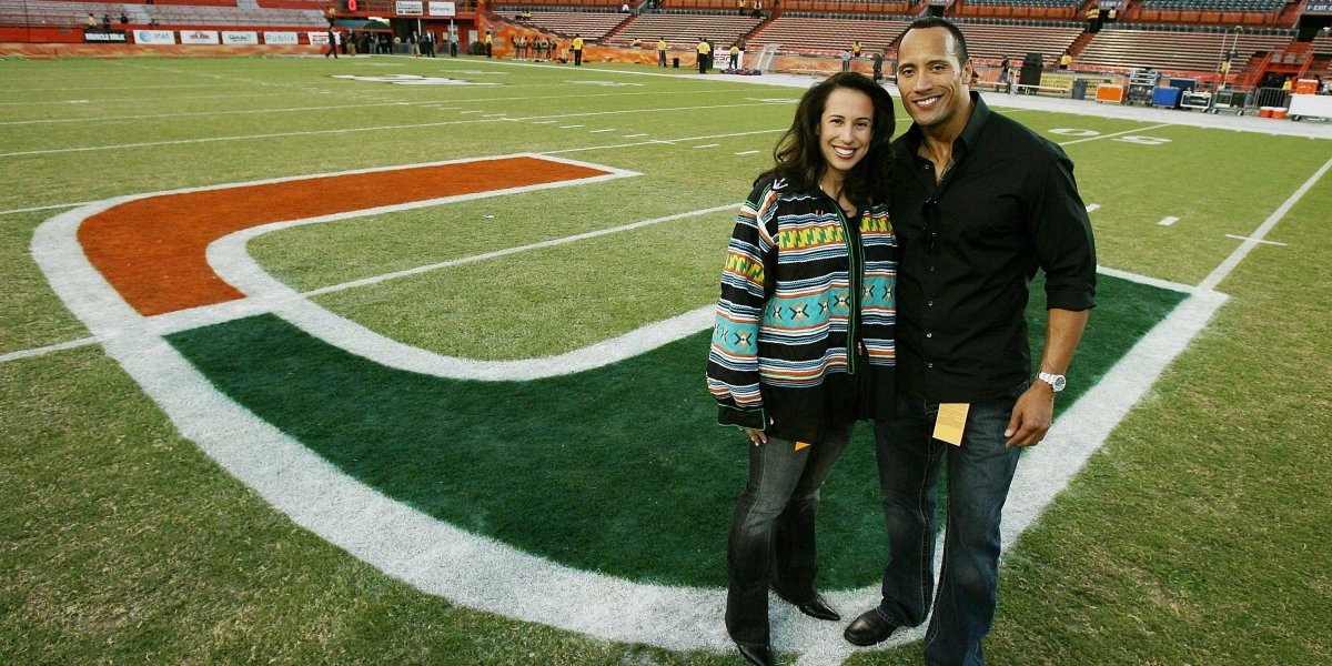 Chính tại trường Đại học Miami, Dwayne đã gặp người vợ đầu - Dany Garcia. Tuy vậy, sau 10 năm gắn bó, cặp đôi đã chia tay hồi năm 2007. Dù vậy, hai người vẫn là những người bạn thân thiết của nhau, Dwayne từng chia sẻ: “Kể từ khi chúng tôi chia tay, chúng tôi đã trở nên tích cực hơn rất nhiều trong việc thấu hiểu, chia sẻ, trợ giúp lẫn nhau, bởi chúng tôi vẫn cần phải cùng nhau nuôi lớn cô con gái xinh xắn Simone”.