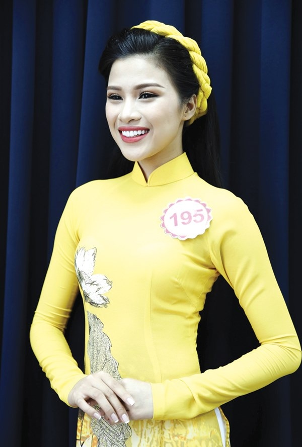 Bê bối Nguyễn Thị Thành và ê-kíp - Kỳ 1: Ngụy tạo, lừa dối - 2 Thí sinh Nguyễn Thị Thành tại HHVN 2016. Ảnh: Hồng Vĩnh.
