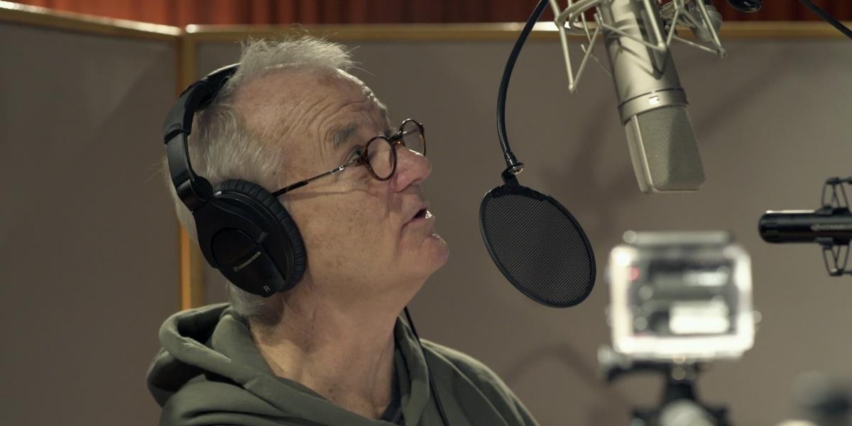 Phim trường “nghèo nàn” gây sửng sốt của “Cậu bé rừng xanh” - 21 Diễn viên Bill Murray lồng tiếng cho bác gấu Baloo.