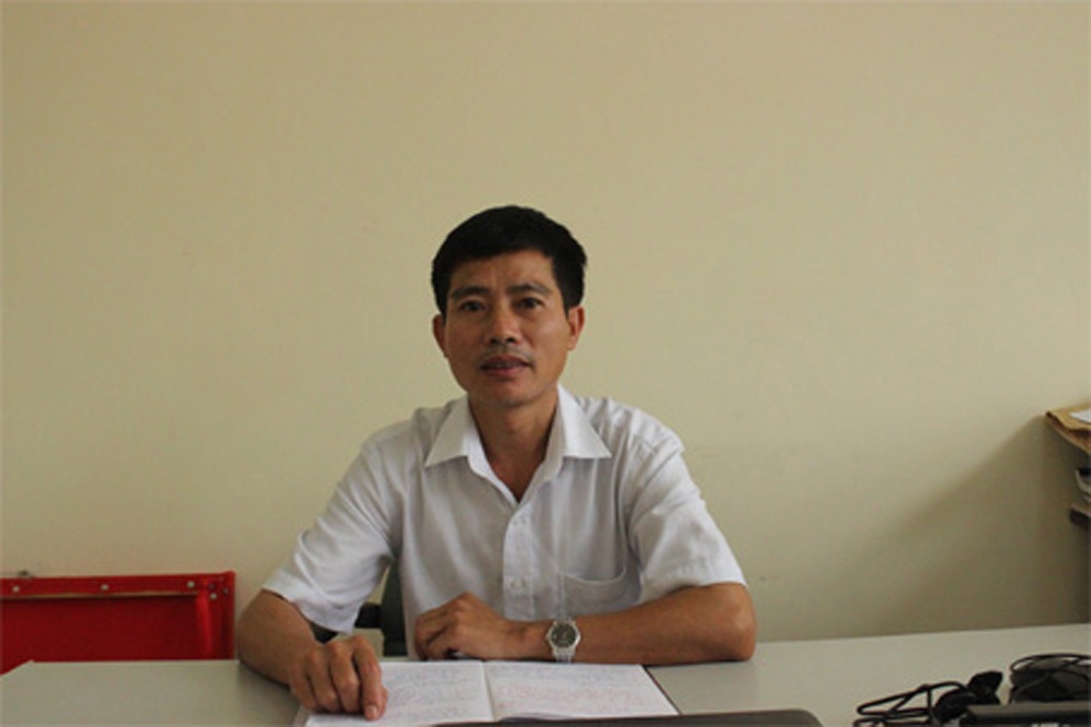 Hàng trăm cây xanh đổ ở Hà Nội do chăm sóc chưa đúng kỹ thuật? - 1 Tiến sĩ Đặng Văn Hà trao đổi với PV Dân trí.