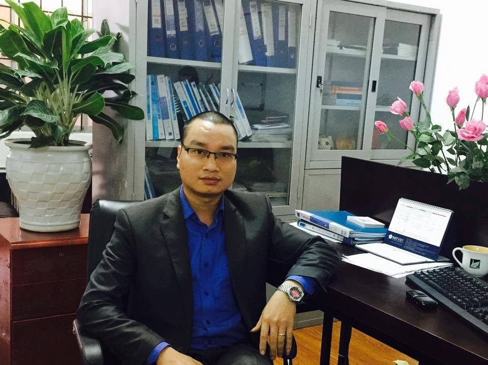 Vụ sập nhà 4 tầng ở Hà Nội: Ai phải chịu trách nhiệm? - 2 Luật sư Trần Tuấn Anh trao đổi với PV Dân trí.