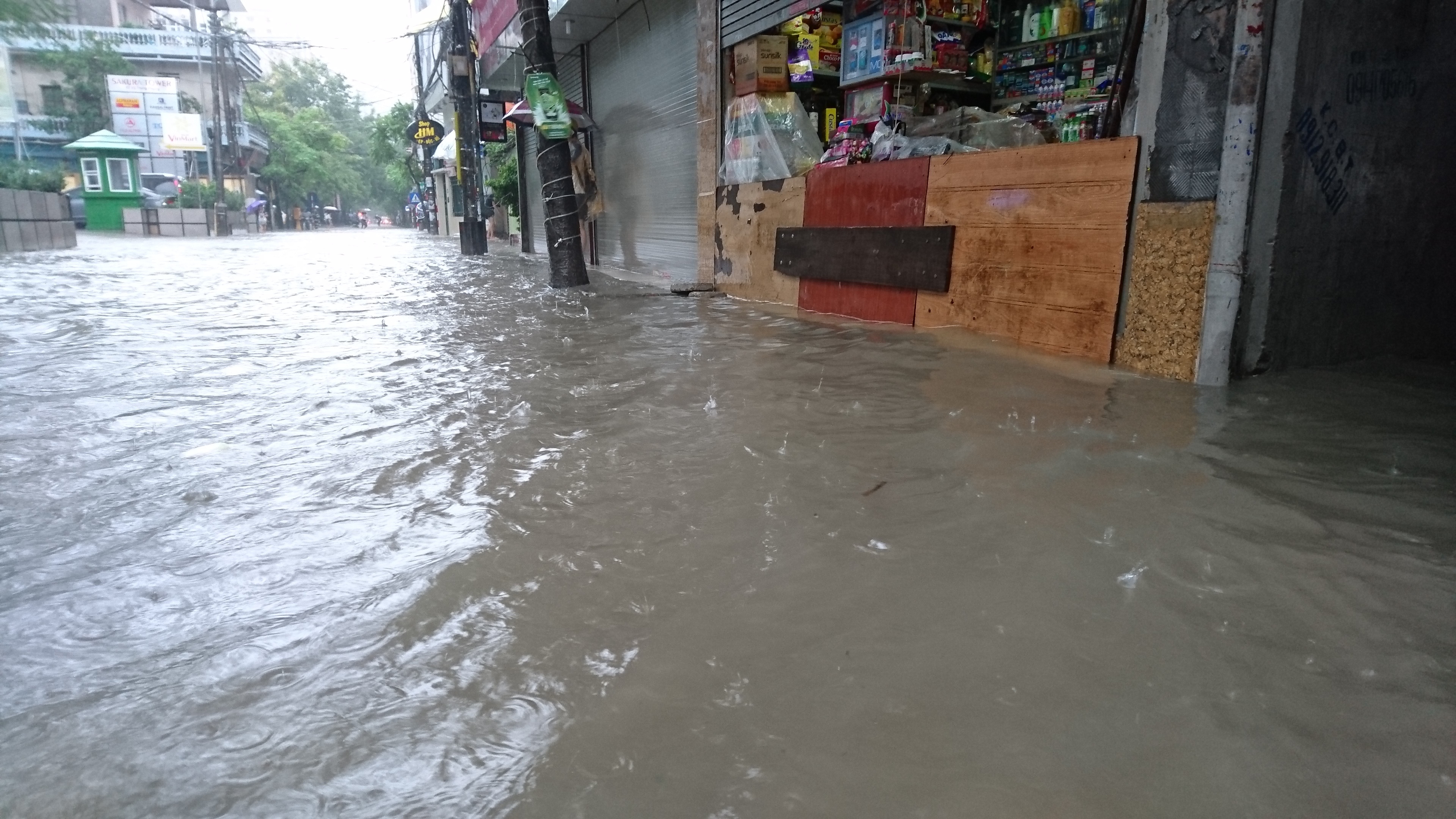 
Đê ngăn nước của người Hà Nội.
