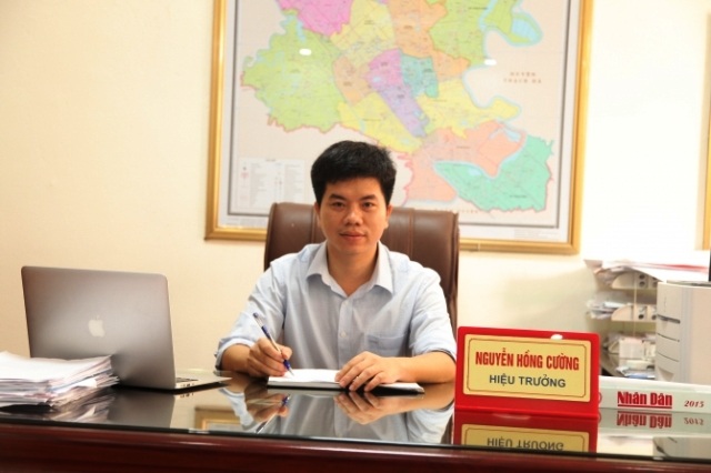 Ông Nguyễn Hồng Cường - Hiệu trưởng trường THPT Phan Đình Phùng