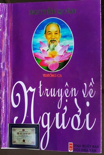 Gặp thầy giáo đạt kỷ lục Việt Nam về Truyện thơ dài nhất viết về Bác Hồ - 2 Tác phẩm “Truyện về Người” dài 13. 519 câu thơ được viết trong thời gian 9 năm