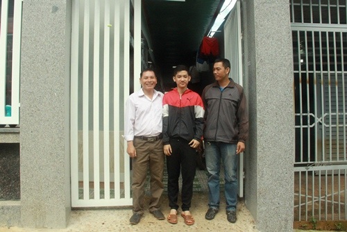 Chủ nhà trọ tốt bụng để dành nhiều phòng cho thí sinh ở miễn phí - 7 Nụ cười tươi khi đón các thí sinh ở xa đến trọ miễn phí