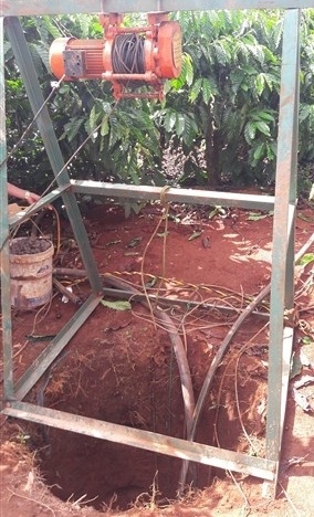 
Chiếc giếng nơi 2 nạn nhân bị điện giật (ảnh cơ quan chức năng cung cấp)
