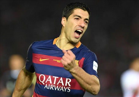 Chửi mắng đối thủ, Suarez đối mặt với án phạt nặng - 1 Luis Suarez đối diện với án phạt