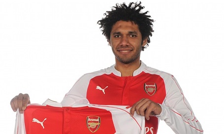 Arsenal chính thức chiêu mộ tân binh đầu tiên - 1 Arsenal chính thức sở hữu Mohamed Elneny