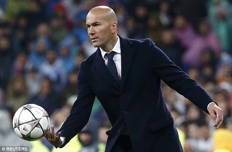 HLV Zidane: “C.Ronaldo vô cùng đặc biệt” - 1 HLV Zidane tung hô C.Ronaldo