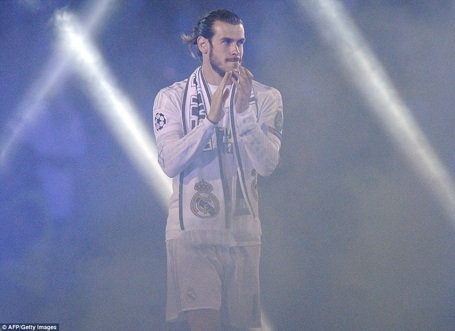 Gareth Bale lần thứ 2 ăn mừng chức vô địch Champions League cùng Real Madrid