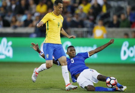 Brazil - Ecuador: Có một Brazil quá… lạ lẫm - 1 Jonas sẽ lĩnh ấn hàng công của đội tuyển Brazil