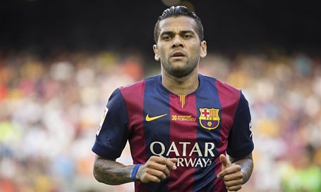 Bất ngờ với lý do Daniel Alves rời khỏi Barcelona - 1 Daniel Alves rời khỏi Barcelona vì thi đấu quá dễ dàng