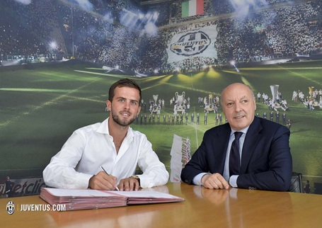 Pjanic chính thức là người của Juventus