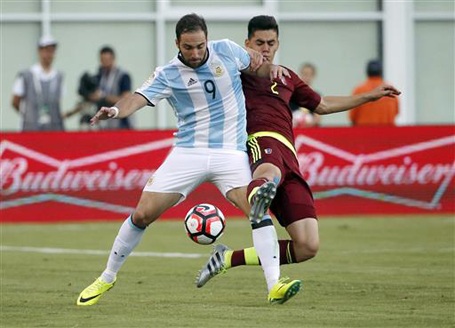 Messi và Higuain rực sáng, Argentina đại thắng Venezuela - 2 Argentina vùi dập Venezuela