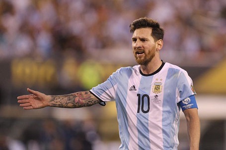 Chủ tịch La Liga: “Messi không phải tên tội phạm” - 1 Chủ tịch La Liga không xem Messi là tên tội phạm