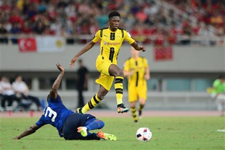 Những điểm nhấn sau thảm bại của MU trước Dortmund - 3 Dembele khiến hàng thủ MU khiếp sợ