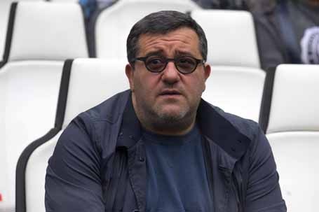 Siêu cò Mino Raiola, người khuynh đảo “chợ Hè” 2016 là ai? - 1 Mino Raiola - siêu cò sở hữu khối lượng tài sản kếch xù