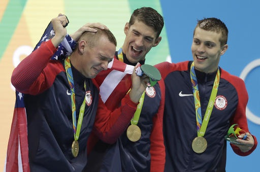 Michael Phelps giành tấm huy chương vàng thứ 19 ở Olympic - 2 Đây là huy chương vàng thứ 19 của Michael Phelps ở Olympic