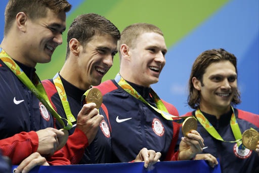 Michael Phelps giành tấm huy chương vàng thứ 23 ở Olympic - 1 Michael Phelps giành tấm huy chương vàng thứ 23 ở Olympic