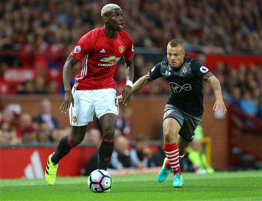 Đội hình tiêu biểu vòng 2 Premier League: Pogba rực sáng - 3 Pogba tỏa sáng trong ngày ra mắt MU