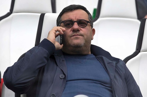 C.Ronaldo “cày” cả năm không bằng Mino Raiola làm vài tháng - 1 Mino Raiola “bơi trong tiền” sau mùa Hè thành công