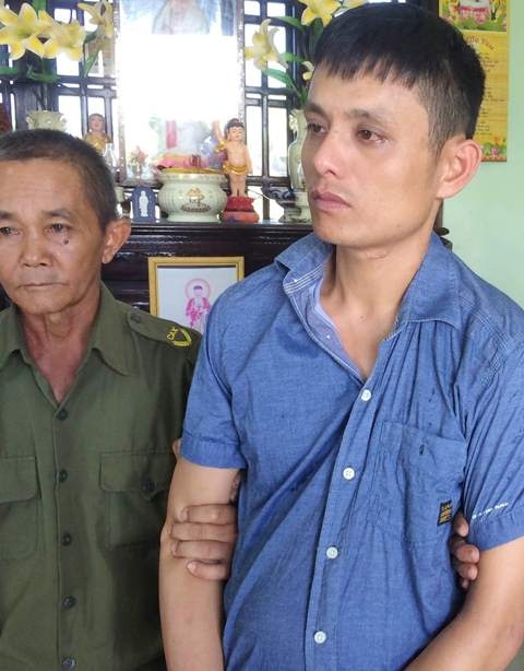 Triệt phá "đại lý" ma túy, thu giữ 14 bánh cần sa - 5
Bảo rất khôn ngoan khi chọn vị trí nhà giữa cánh đồng và lắp camera để đối phó với công an