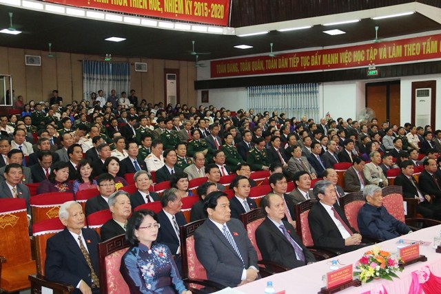 Huế cần chuyển đổi theo hướng tăng trưởng xanh và kinh tế tri thức - 2 Các đại biểu về tham dự Đại hội