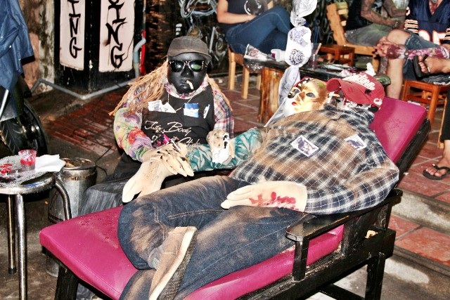 Nhiều địa điểm giải trí mang lại những không gian mới lạ trong lễ hội