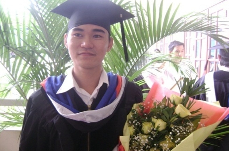 Gian nan hành trình tìm lại sự sống của tài năng trẻ bị suy thận - 1 Trường khi mới tốt nghiệp ra trường