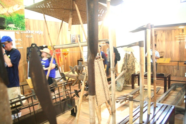 Thú vị chuyến tham quan nhà nông cụ bên cầu ngói Thanh Toàn - 2 Thú vị chuyến tham quan nhà nông cụ bên cầu ngói Thanh Toàn - 2