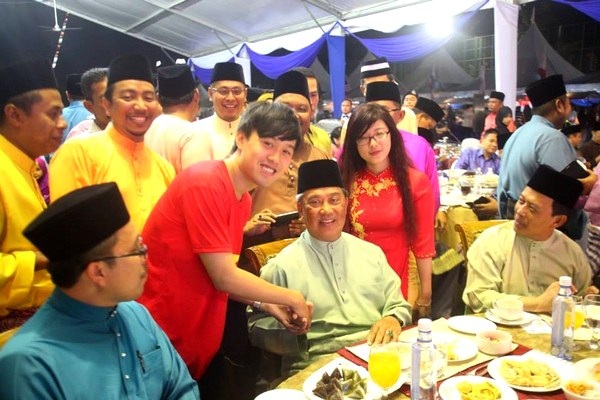 Thành tích ‘‘khủng’’ của 9X xứ Huế 3 lần gặp Tổng thống Obama - 6 Và Phó thủ tướng Malaysia