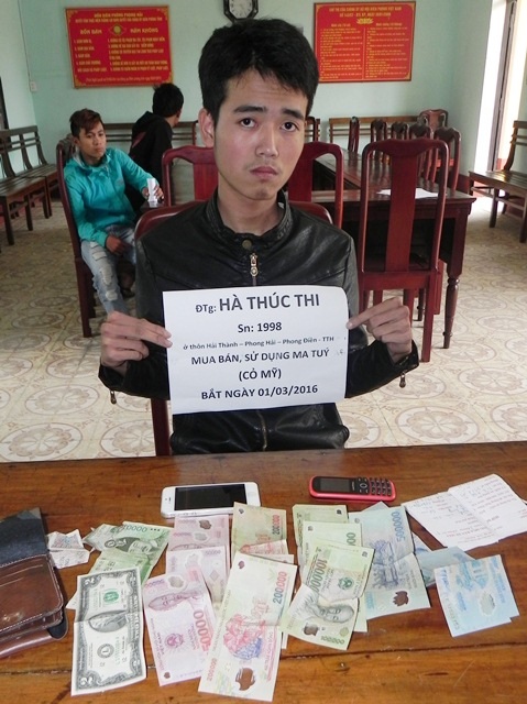 Bắt 7 đối tượng mua bán, sử dụng "Cỏ Mỹ" tại thôn quê - 3 Đối tượng Hà Thúc Thi