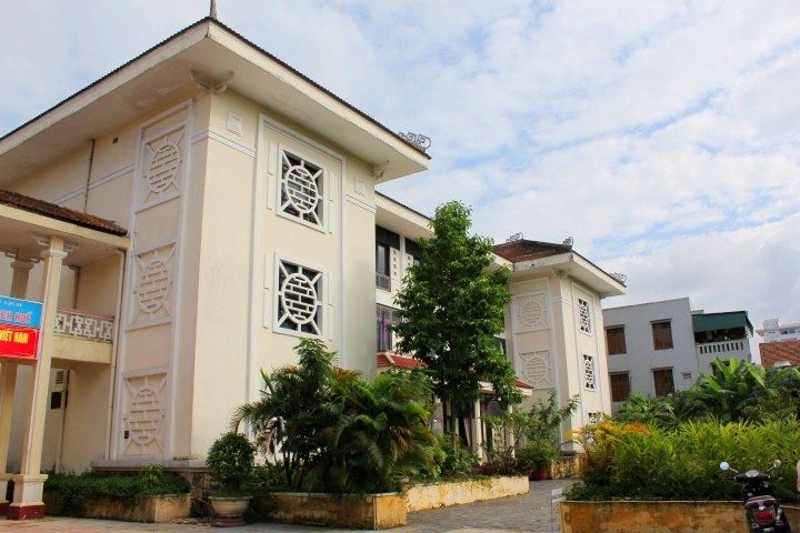 Trường Cao đẳng nghề Du lịch Huế - Nơi đào tạo nghề du lịch chất lượng tại miền Trung & Tây Nguyên - 1 Trường Cao đẳng nghề Du lịch Huế - Nơi đào tạo nghề du lịch chất lượng tại miền Trung & Tây Nguyên - 1