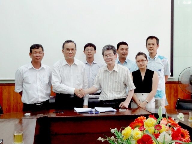 Lựa chọn nghề "bác sĩ sông nước" - 4 Hợp tác giữa Bộ môn Bệnh Thủy sản với Công ty Aquacity (Nhật Bản)