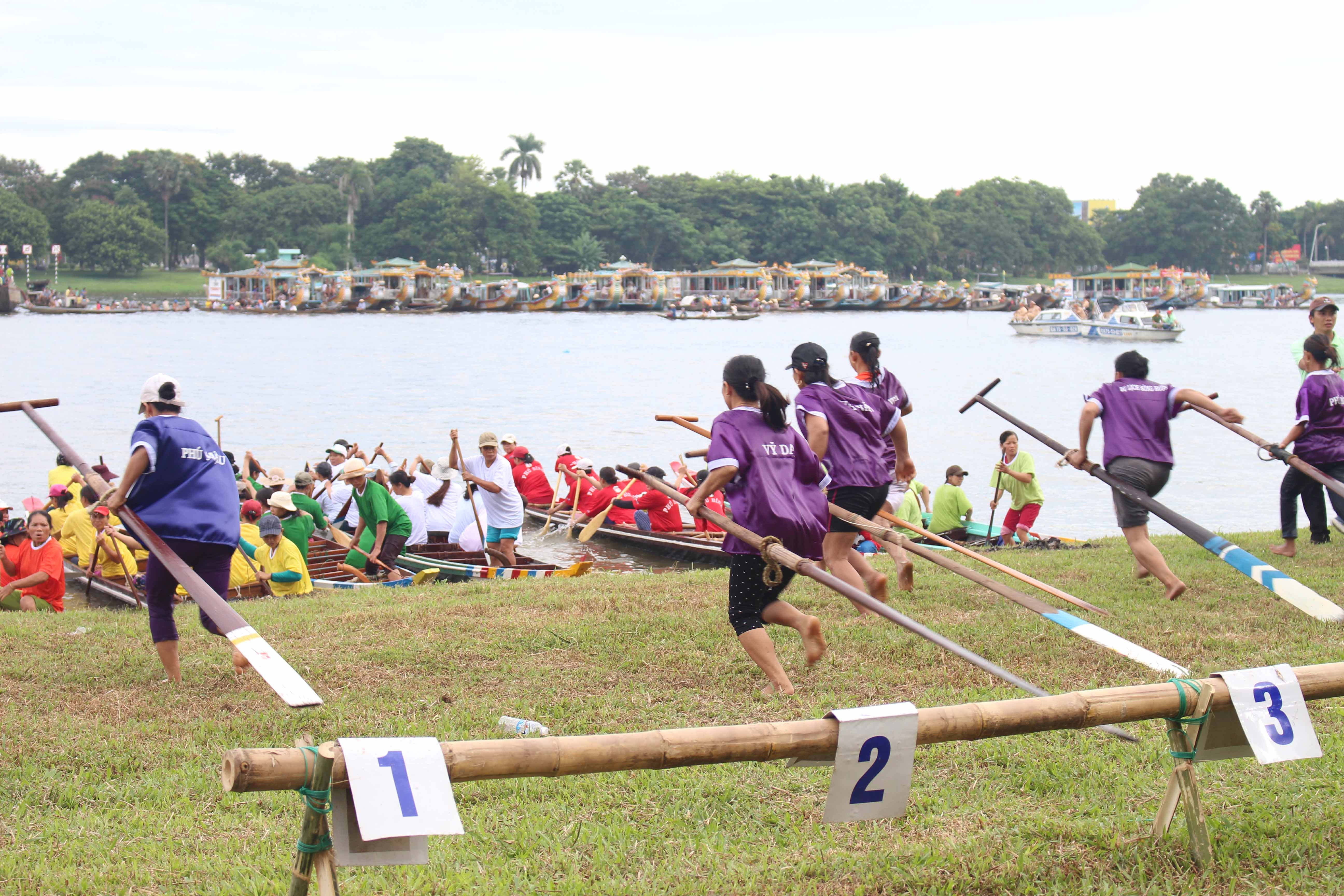 Bắt đầu xuất phát