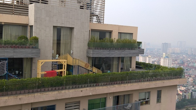 Hà Nội: Bỏ tiền tỷ để mua... nhà dột giữa chung cư cao cấp - 1 Penthouse tòa nhà A, chung cư Sky City Tower đã hoàn thiện và được bán cho khách hàng