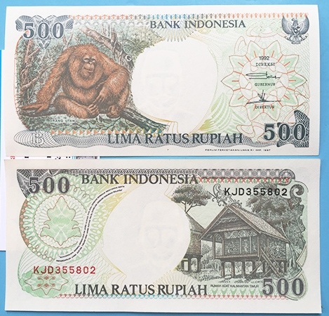 Tiền lì xì con khỉ lên ngôi, tăng giá gấp 10 lần - 3 Đồng tiền con khỉ của Indonesia được bán ra với giá 120.000 đồng