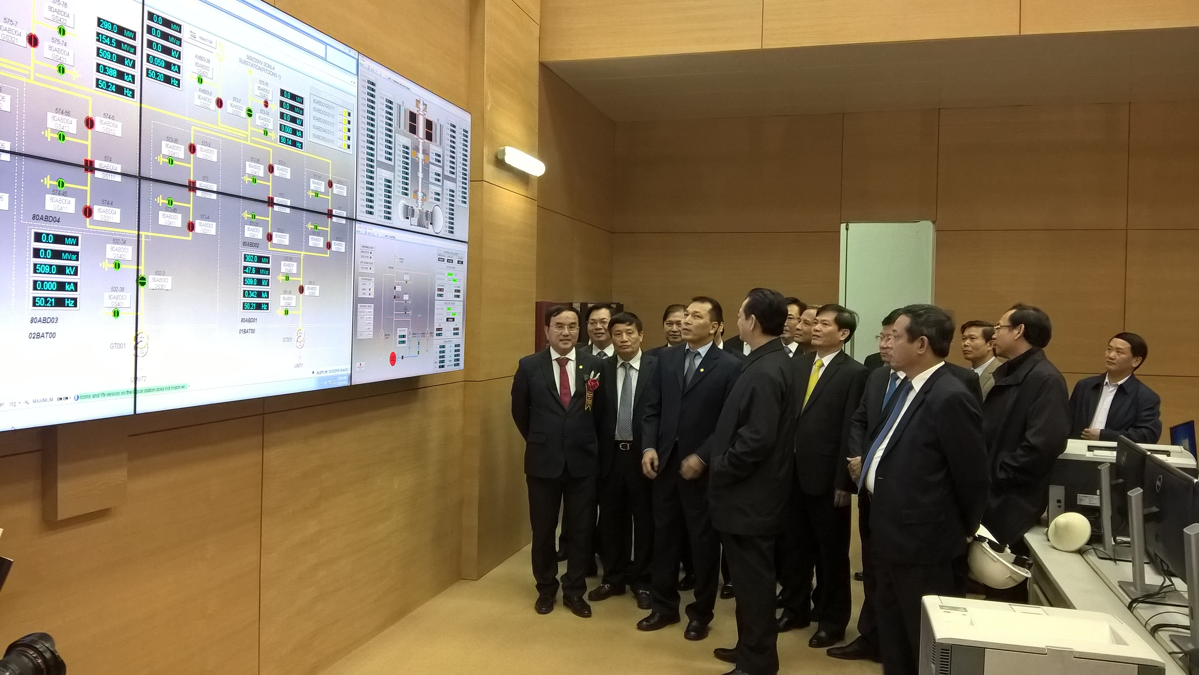 Thủy điện Lai Châu: Bản Trường ca chinh phục Sông Đà được viết tiếp - 13 Hàng trăm, hàng nghìn kỹ sư, công nhân đã không quản ngày đêm đưa dự án sớm hoàn thành