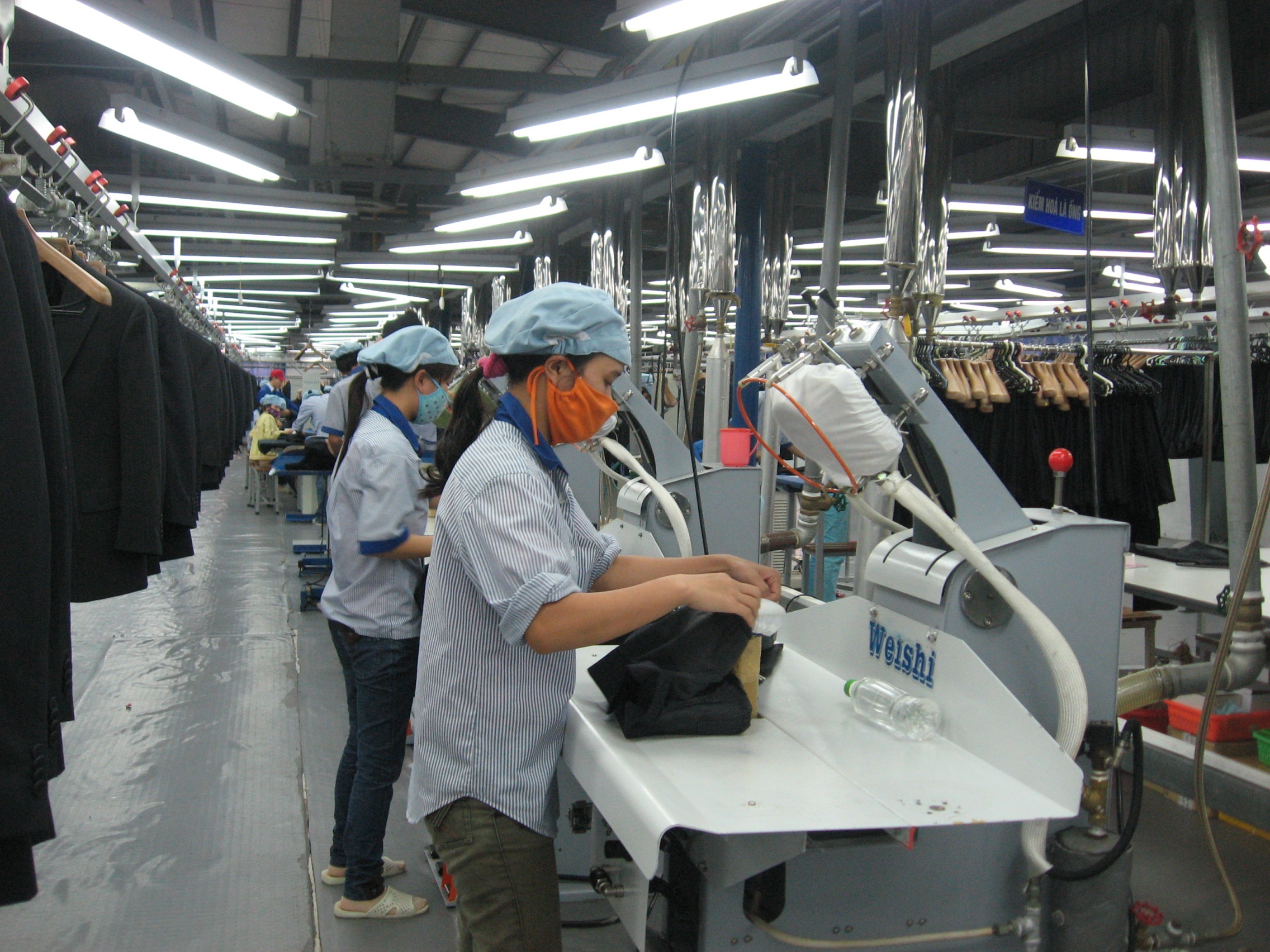 99% doanh nghiệp nhỏ không có nhu cầu lớn - 1 Số doanh nghiệp nhỏ và vừa của Việt Nam ngày càng muốn giữ quy mô và không muốn phát triển mở rộng thành các doanh nghiệp lớn hơn