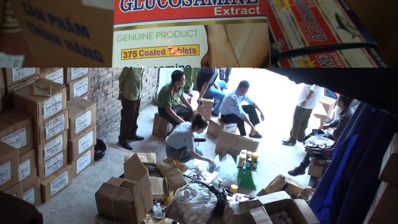 Lượng thực phẩm chức năng nghi giả bị tạm giữ lên tới hàng chục ngàn sản phẩm - 1
Lực lượng liên ngành thu giữ nhiều thực phẩm chức năng không có hóa đơn chứng từ cùng nhiều tang vật làm giả. Ảnh:ANTV/Ban 389 quốc gia