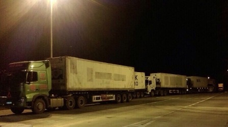 Hàng trăm xe quá tải “rầm rập” lên cao tốc Nội Bài - Lào Cai | Báo ...