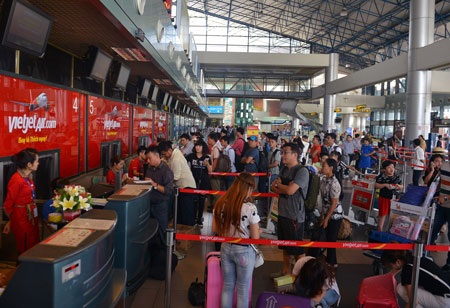 Hàng không cao điểm hè: Tăng hàng nghìn chuyến bay, phục vụ 24/7 - 2 Sân bay trong dịp cao điểm