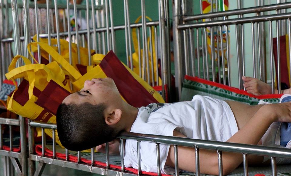 “Đêm hội trung thu” của hàng ngàn trẻ em có hoàn cảnh đặc biệt - 3 Những hình ảnh làm xúc động lòng người