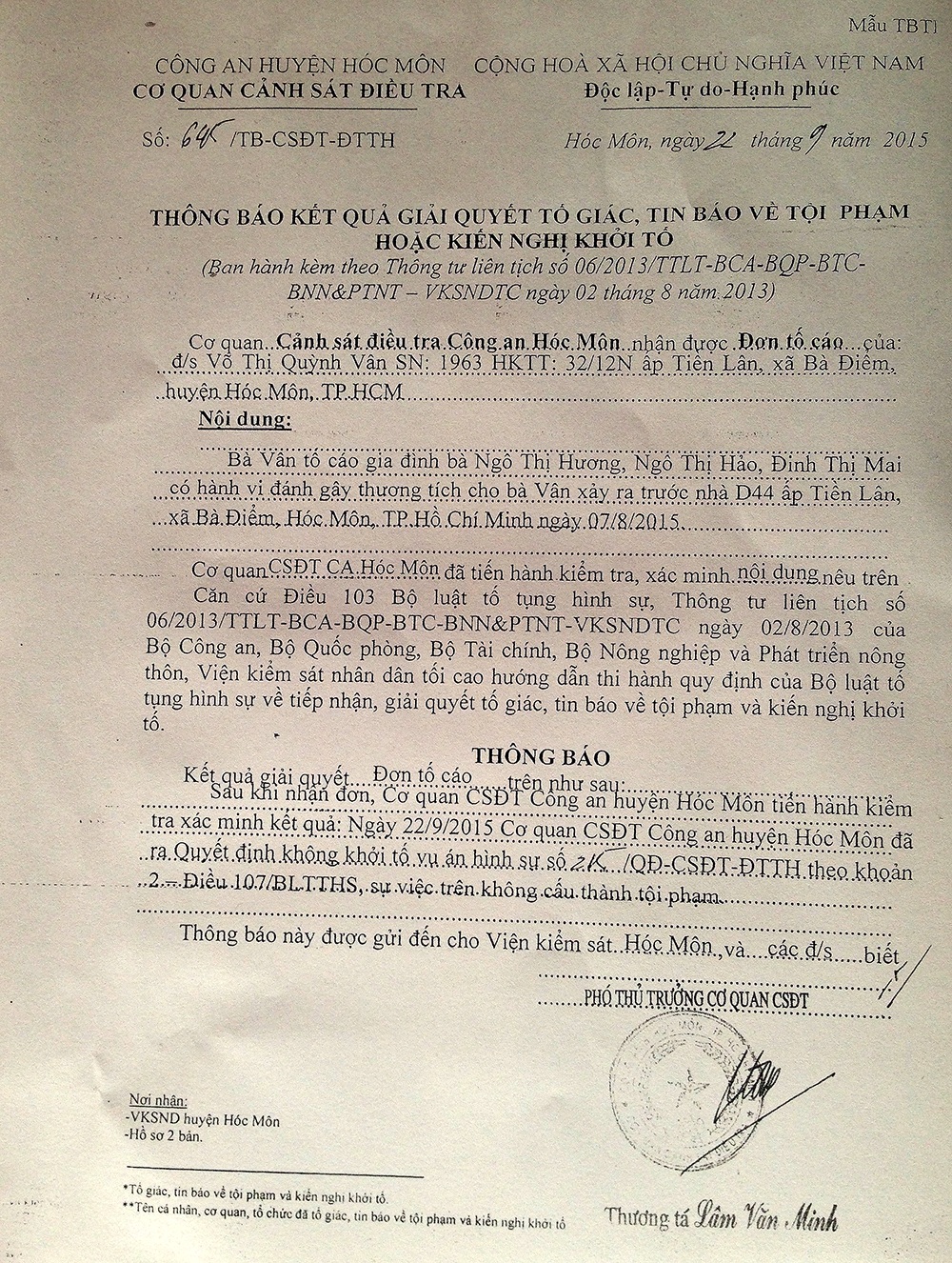 Công an xã bị “tố” lạm quyền, huyện nói không? - 5 Công an huyện Hóc Môn cho rằng hành vi của nhóm người tấn công bà Vân chưa đủ cấu thành tội Cố ý gây thương tích