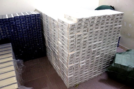 Thuốc lá lậu “vào mùa” - 7 Hai mẫu thuốc lá JET và Hero nhập lậu hiện nay đều có chứa các chất độc hại