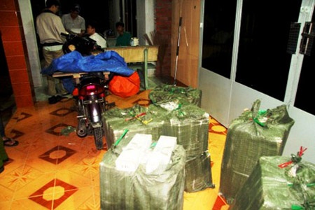 Thuốc lá lậu “vào mùa” - 5 Vận chuyển 500 gói thuốc lá lậu, chắn chắn người vi phạm sẽ bị truy cứu trách nhiệm hình sự