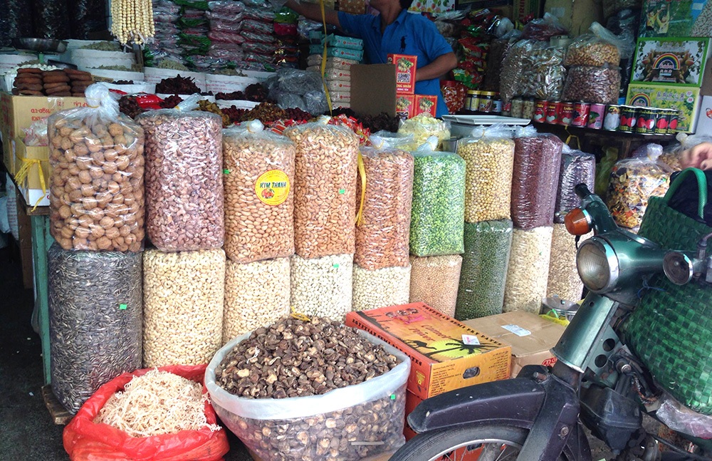 Ngành chức năng khuyến cáo người dân nên chọn các mặt hàng rõ nguồn gốc để mua