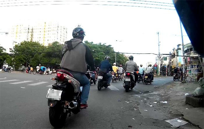 Nhật ký ngày Tết của “hiệp sĩ” săn bắt cướp Sài Gòn - 2 Hiệp sĩ SBC Sài Gòn đang thầm lặng góp phần bình yên cho người dân
