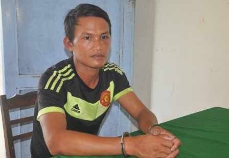 Nửa đêm gọi cửa nhờ đưa đò rồi cưỡng hiếp vợ chủ đò - 1 Đối tượng Sol tại cơ quan điều tra